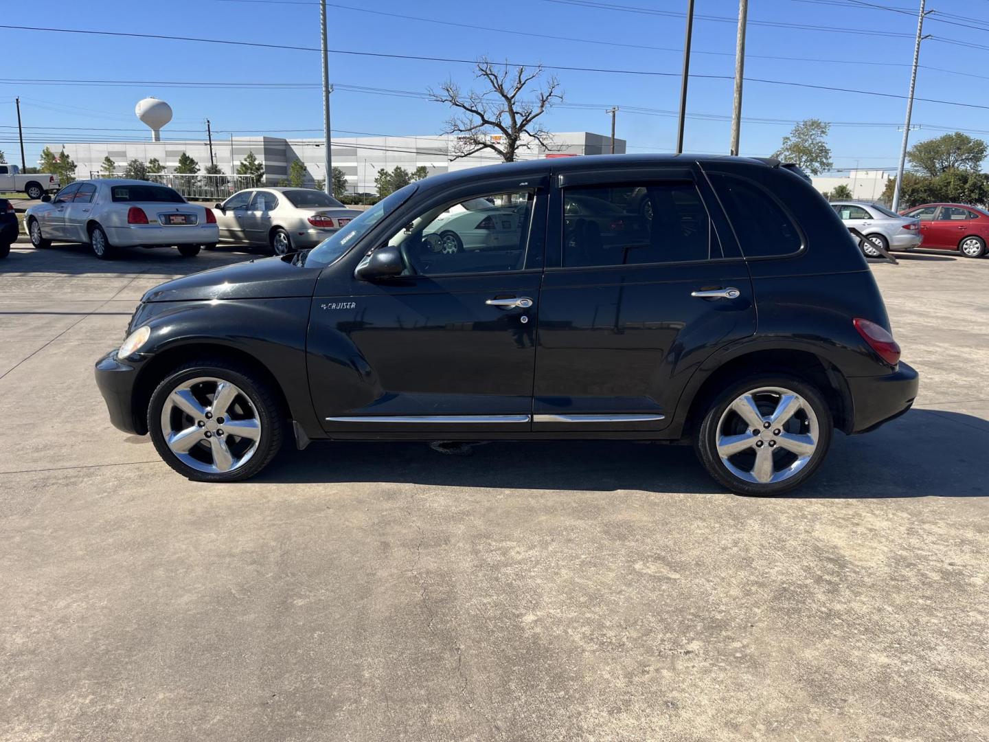 2008 black Chrysler PT Cruiser Base (3A8FY48B48T) with an 2.4L L4 DOHC 16V engine, Automatic transmission, located at 14700 Tomball Parkway 249, Houston, TX, 77086, (281) 444-2200, 29.928619, -95.504074 - Photo#3