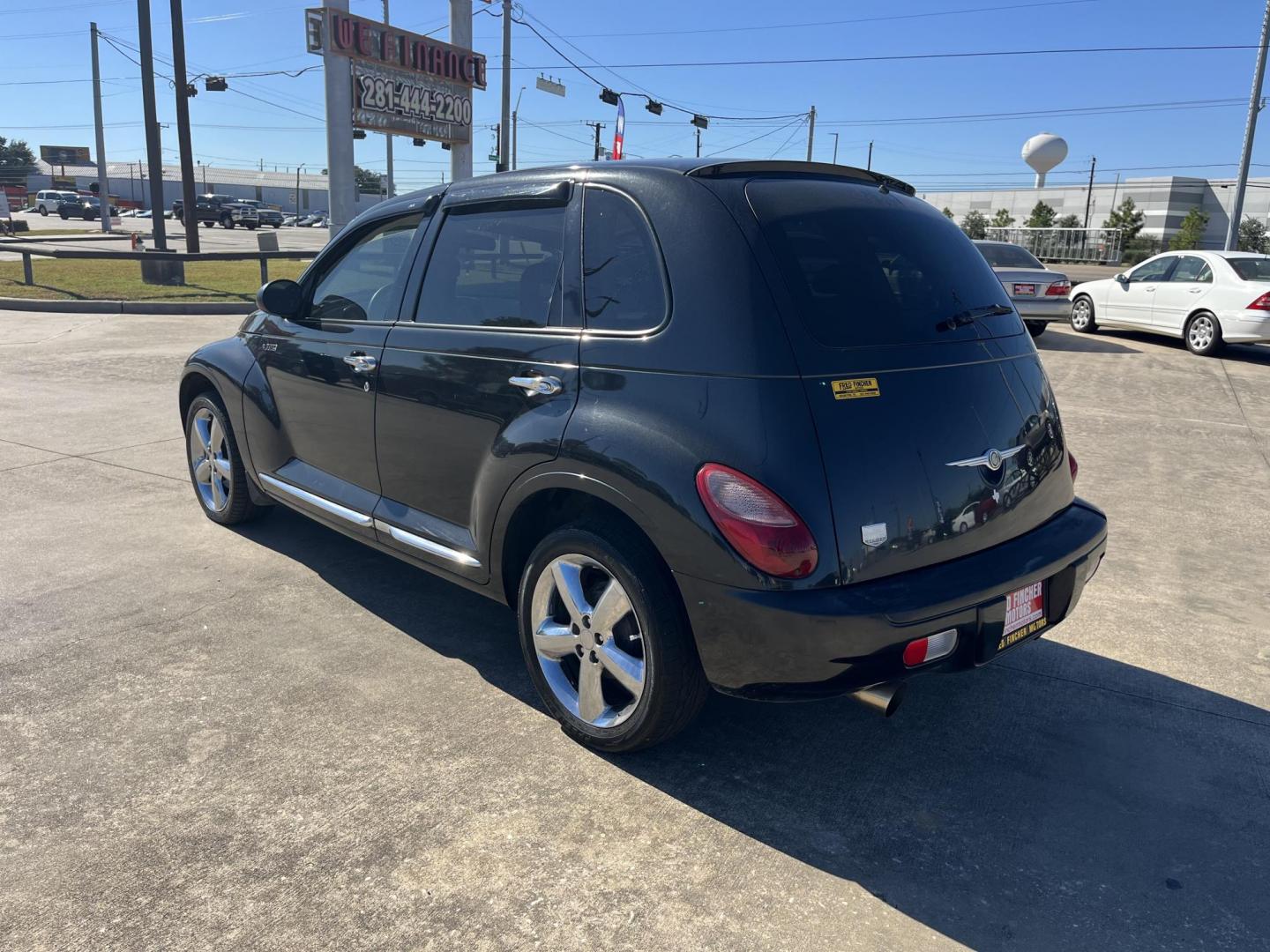 2008 black Chrysler PT Cruiser Base (3A8FY48B48T) with an 2.4L L4 DOHC 16V engine, Automatic transmission, located at 14700 Tomball Parkway 249, Houston, TX, 77086, (281) 444-2200, 29.928619, -95.504074 - Photo#4