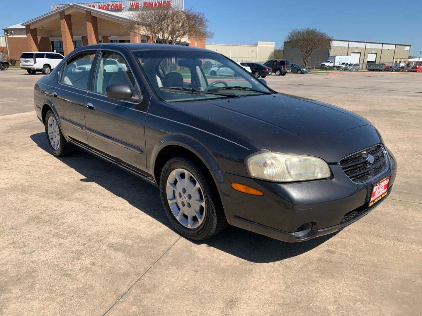 2001 GRAY Nissan Maxima GLE (JN1CA31D41T) with an 3.0L V6 DOHC 24V engine, 4-Speed Automatic Overdrive transmission, located at 14700 Tomball Parkway 249, Houston, TX, 77086, (281) 444-2200, 29.928619, -95.504074 - Photo#0