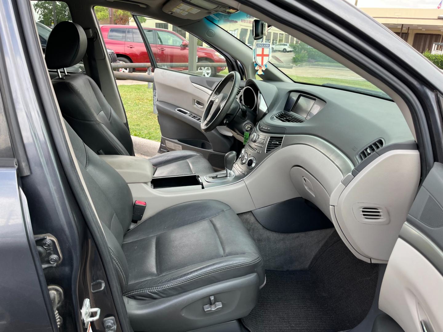 2007 SILVER Subaru B9 Tribeca 5-Passenger (4S4WX82D074) with an 3.0L H6 DOHC 24V engine, 5-Speed Automatic Overdrive transmission, located at 14700 Tomball Parkway 249, Houston, TX, 77086, (281) 444-2200, 29.928619, -95.504074 - Photo#10