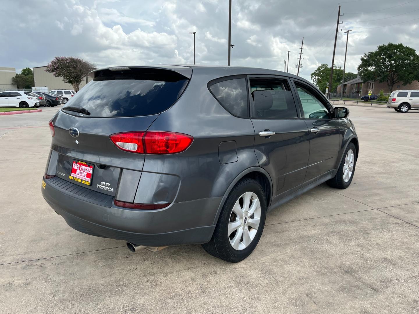 2007 SILVER Subaru B9 Tribeca 5-Passenger (4S4WX82D074) with an 3.0L H6 DOHC 24V engine, 5-Speed Automatic Overdrive transmission, located at 14700 Tomball Parkway 249, Houston, TX, 77086, (281) 444-2200, 29.928619, -95.504074 - Photo#6