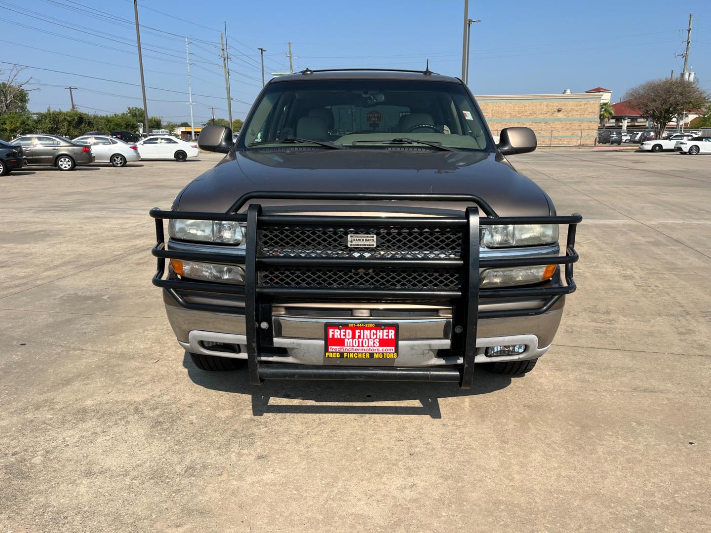 2003 GOLD /TAN Chevrolet Tahoe 2WD (1GNEC13Z13R) with an 5.3L V8 OHV 16V FFV engine, 4-Speed Automatic Overdrive transmission, located at 14700 Tomball Parkway 249, Houston, TX, 77086, (281) 444-2200, 29.928619, -95.504074 - Photo#1