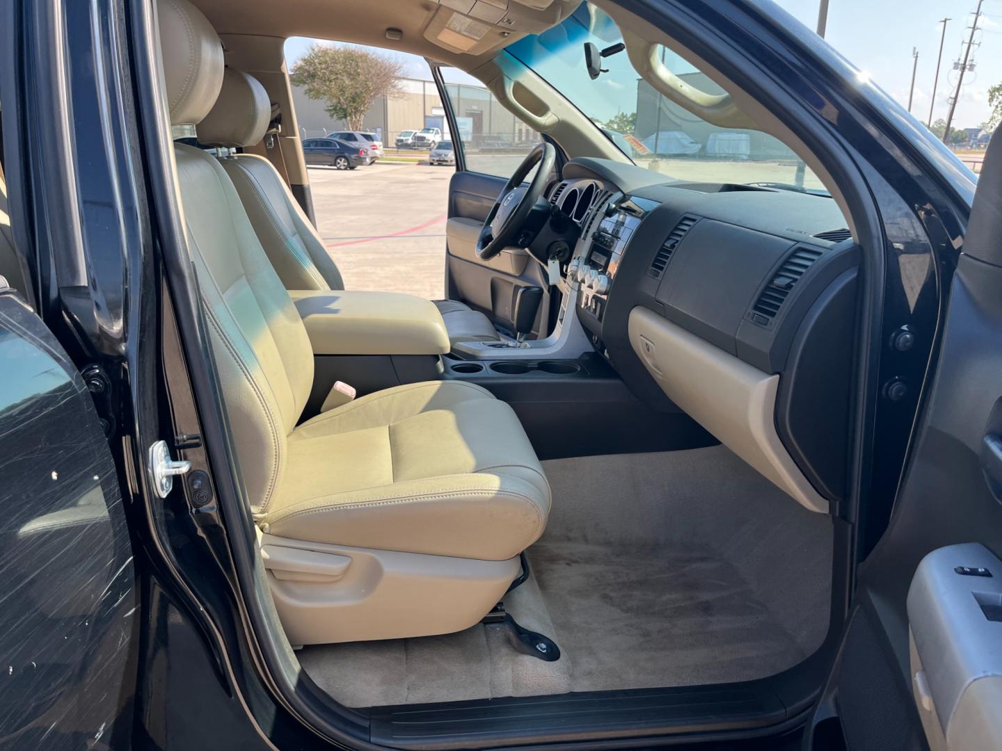 2008 Black /TAN Toyota Tundra SR5 Double Cab 5.7L 2WD (5TFRV54128X) with an 5.7L V8 DOHC 32V engine, 6-Speed Automatic Overdrive transmission, located at 14700 Tomball Parkway 249, Houston, TX, 77086, (281) 444-2200, 29.928619, -95.504074 - Photo#11