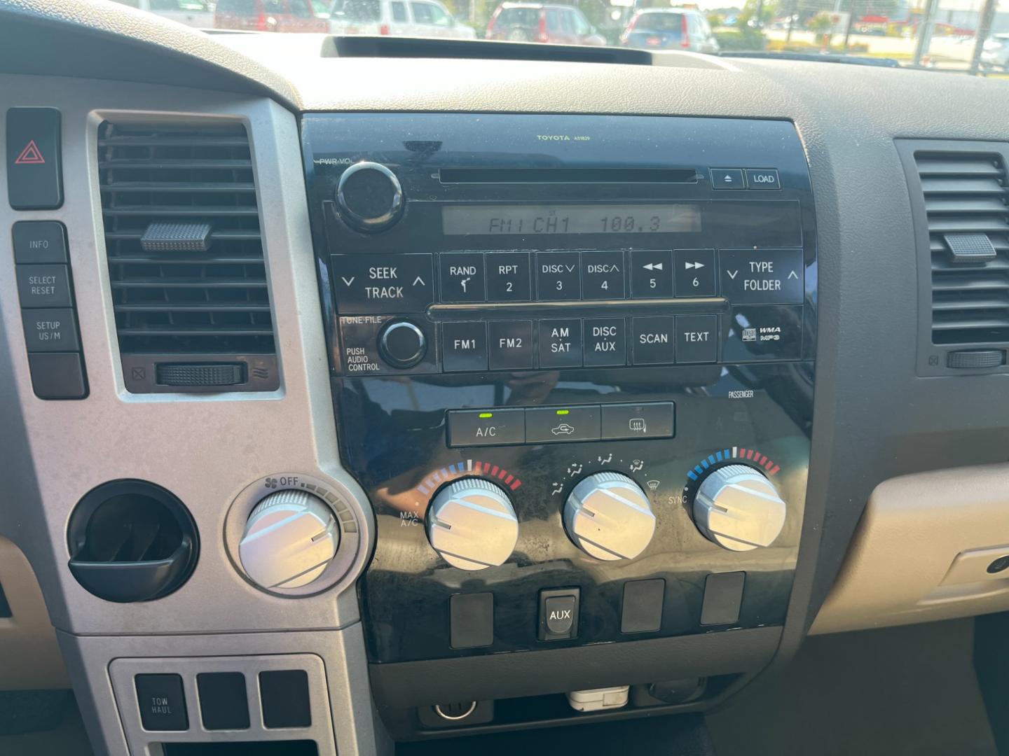 2008 Black /TAN Toyota Tundra SR5 Double Cab 5.7L 2WD (5TFRV54128X) with an 5.7L V8 DOHC 32V engine, 6-Speed Automatic Overdrive transmission, located at 14700 Tomball Parkway 249, Houston, TX, 77086, (281) 444-2200, 29.928619, -95.504074 - Photo#14