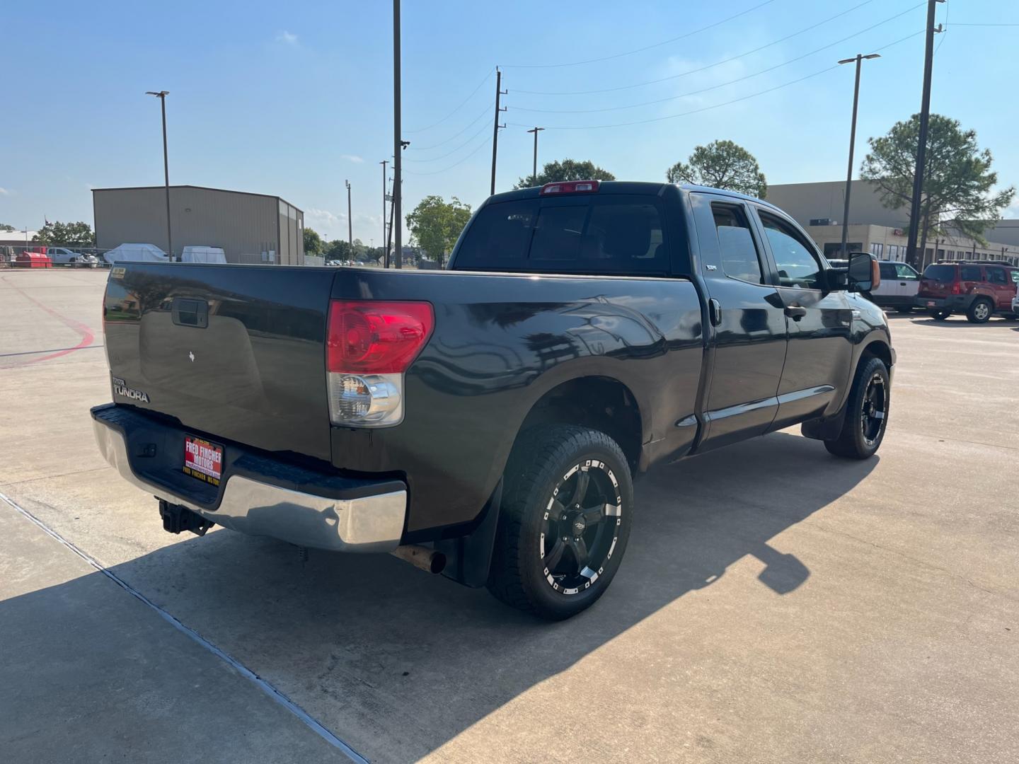 2008 Black /TAN Toyota Tundra SR5 Double Cab 5.7L 2WD (5TFRV54128X) with an 5.7L V8 DOHC 32V engine, 6-Speed Automatic Overdrive transmission, located at 14700 Tomball Parkway 249, Houston, TX, 77086, (281) 444-2200, 29.928619, -95.504074 - Photo#6