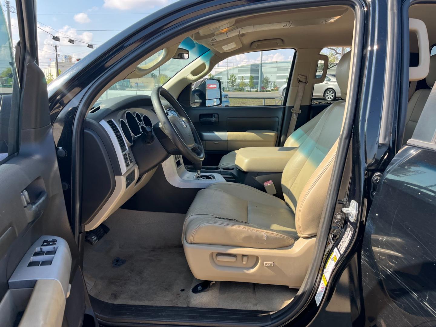 2008 Black /TAN Toyota Tundra SR5 Double Cab 5.7L 2WD (5TFRV54128X) with an 5.7L V8 DOHC 32V engine, 6-Speed Automatic Overdrive transmission, located at 14700 Tomball Parkway 249, Houston, TX, 77086, (281) 444-2200, 29.928619, -95.504074 - Photo#8