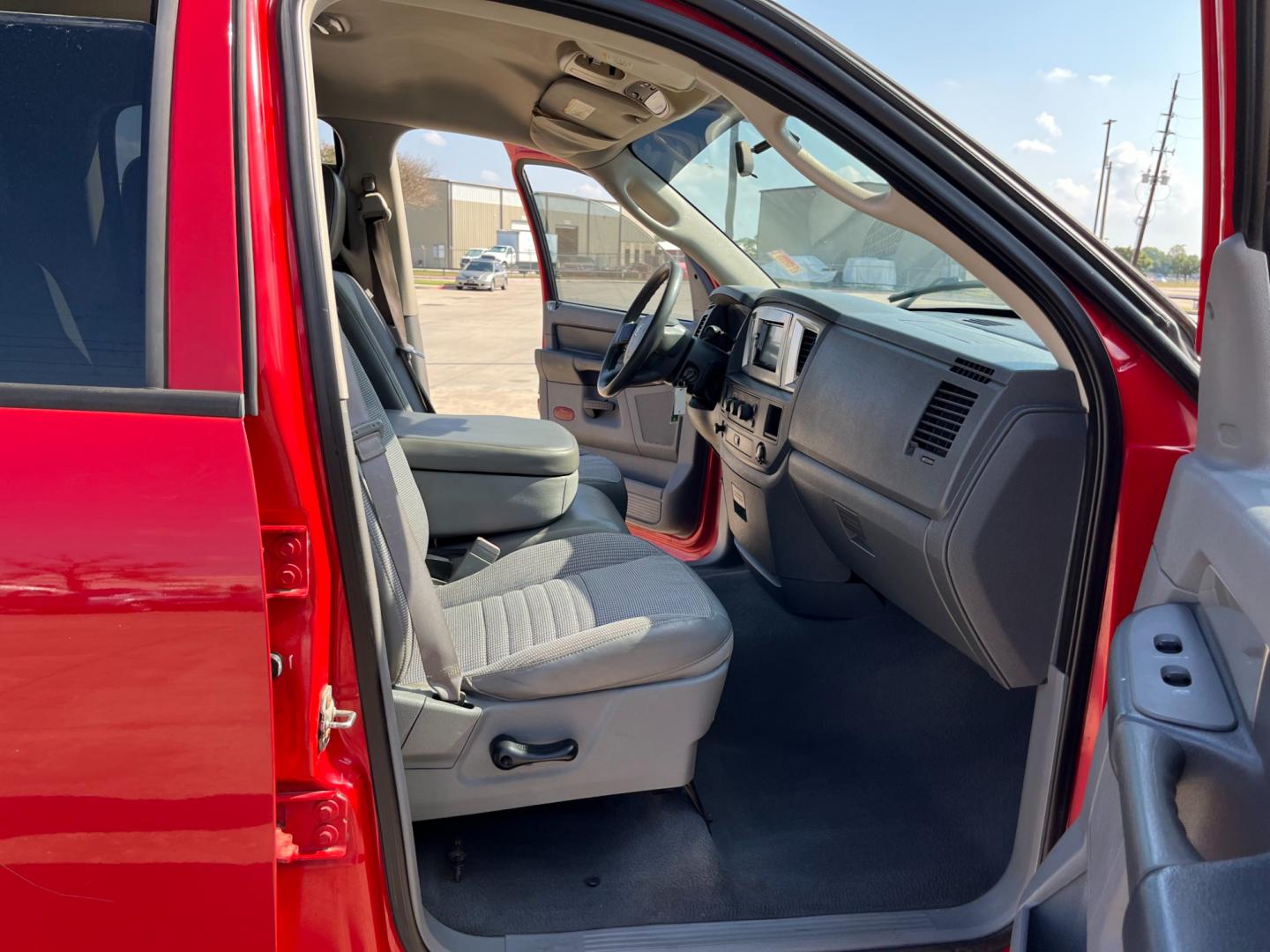 2008 red /gray Dodge Ram 1500 Laramie Quad Cab 2WD (1D7HA18N48S) with an 4.7L V8 SOHC 16V engine, located at 14700 Tomball Parkway 249, Houston, TX, 77086, (281) 444-2200, 29.928619, -95.504074 - Photo#11