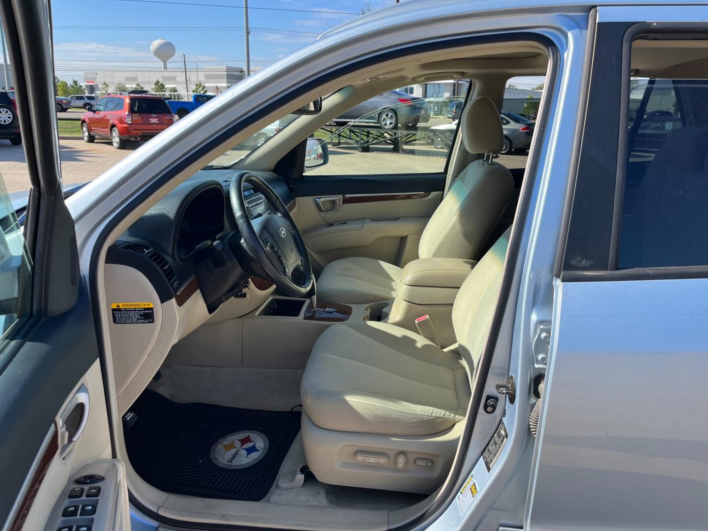 2007 blue /TAN Hyundai Santa Fe Limited (5NMSH13E87H) with an 3.3L V6 DOHC 24V engine, 5-Speed Automatic Overdrive transmission, located at 14700 Tomball Parkway 249, Houston, TX, 77086, (281) 444-2200, 29.928619, -95.504074 - Photo#8