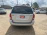 2008 silver /gray Hyundai Entourage GLS (KNDMC233486) with an 3.8L V6 DOHC 24V engine, 5-Speed Automatic Overdrive transmission, located at 14700 Tomball Parkway 249, Houston, TX, 77086, (281) 444-2200, 29.928619, -95.504074 - Photo#5