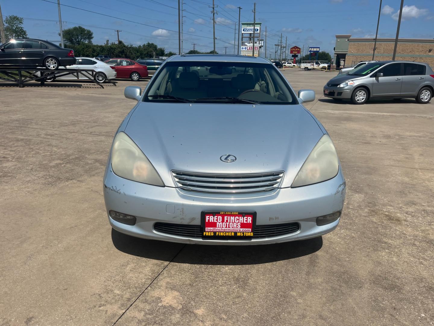 2003 SILVER /gray Lexus ES 300 (JTHBF30G730) with an 3.0 engine, Automatic transmission, located at 14700 Tomball Parkway 249, Houston, TX, 77086, (281) 444-2200, 29.928619, -95.504074 - Photo#1