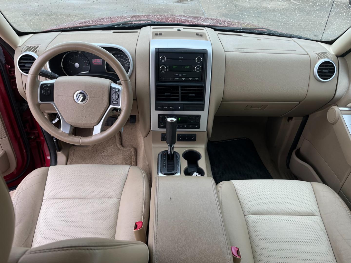 2008 red /tan Mercury Mountaineer (4M2EU38848U) , Automatic transmission, located at 14700 Tomball Parkway 249, Houston, TX, 77086, (281) 444-2200, 29.928619, -95.504074 - Photo#10