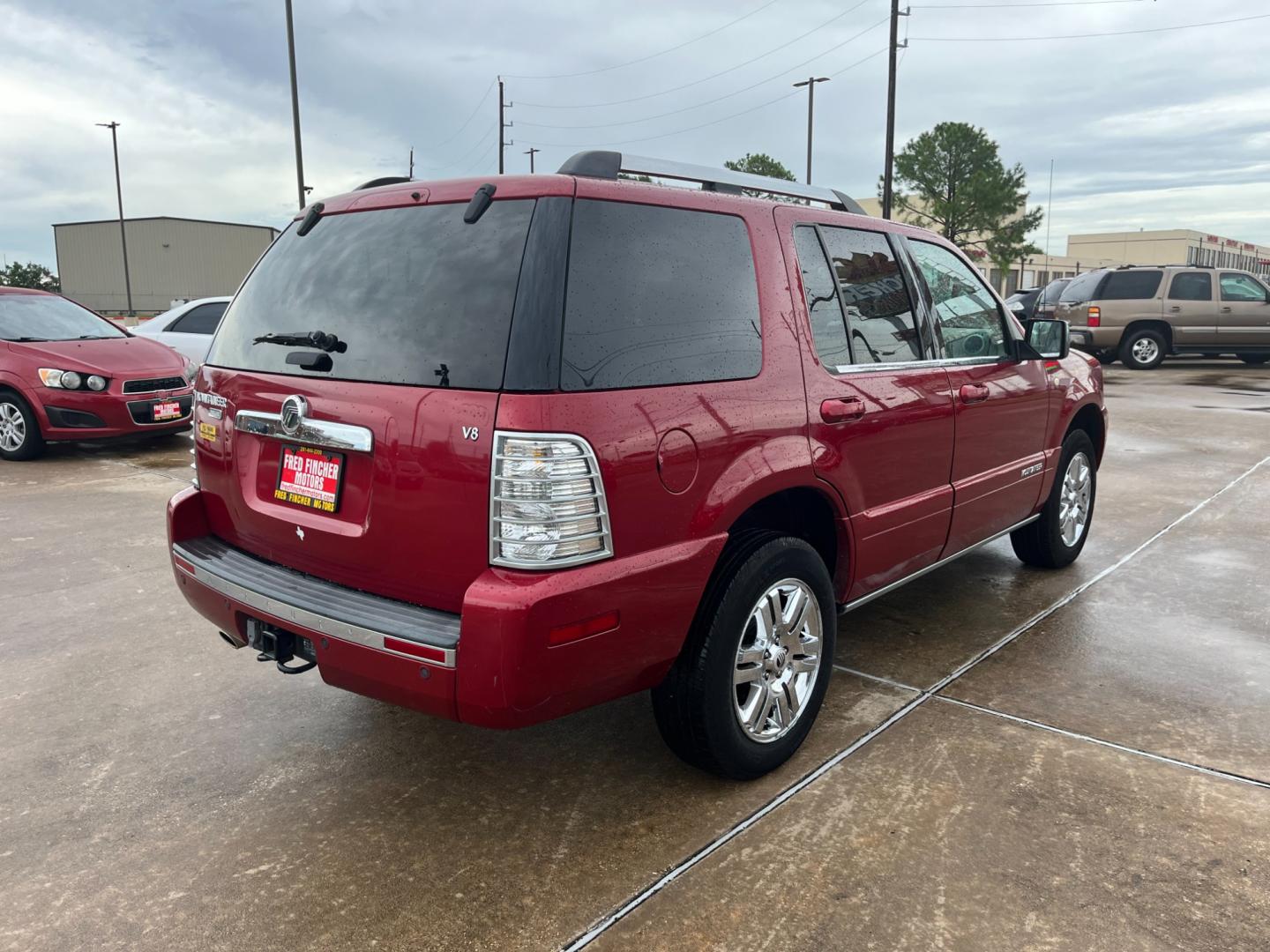 2008 red /tan Mercury Mountaineer (4M2EU38848U) , Automatic transmission, located at 14700 Tomball Parkway 249, Houston, TX, 77086, (281) 444-2200, 29.928619, -95.504074 - Photo#6