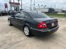 2003 GRAY /black Mercedes-Benz E-Class E500 (WDBUF70J83A) with an 5.0L V8 SOHC 24V engine, 5-Speed Automatic Overdrive transmission, located at 14700 Tomball Parkway 249, Houston, TX, 77086, (281) 444-2200, 29.928619, -95.504074 - Photo#4