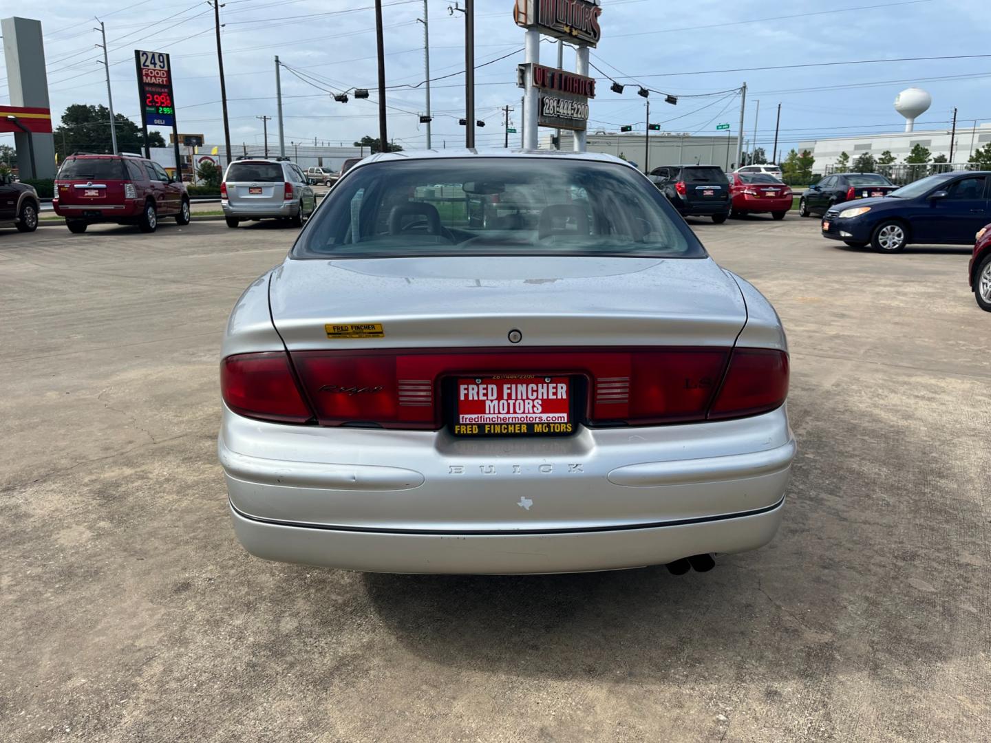 2002 SILVER /gray Buick Regal LS (2G4WB55K921) with an 3.8L V6 OHV 12V engine, 4-Speed Automatic Overdrive transmission, located at 14700 Tomball Parkway 249, Houston, TX, 77086, (281) 444-2200, 29.928619, -95.504074 - Photo#5