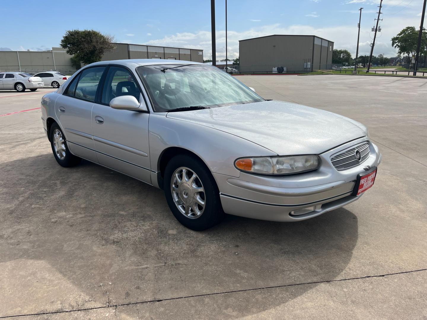 2002 SILVER /gray Buick Regal LS (2G4WB55K921) with an 3.8L V6 OHV 12V engine, 4-Speed Automatic Overdrive transmission, located at 14700 Tomball Parkway 249, Houston, TX, 77086, (281) 444-2200, 29.928619, -95.504074 - Photo#0