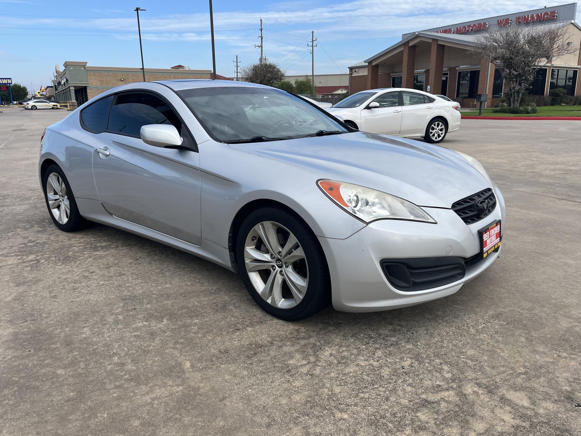 photo of 2012 Hyundai Genesis Coupe 2.0 Auto