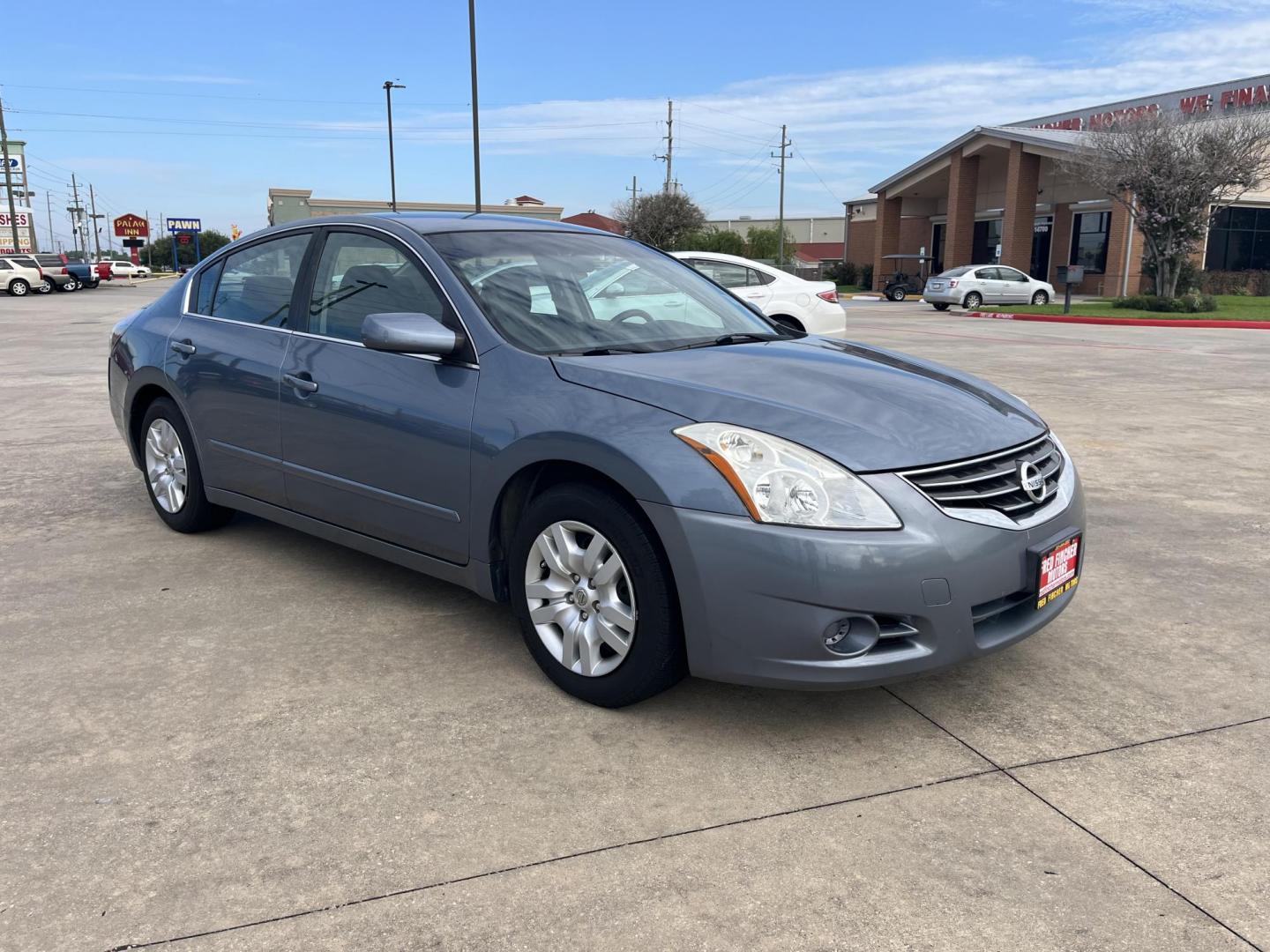 2011 Nissan Altima 2.5 S (1N4AL2AP9BN) with an 2.5L L4 DOHC 16V engine, AUTOMATIC transmission, located at 14700 Tomball Parkway 249, Houston, TX, 77086, (281) 444-2200, 29.928619, -95.504074 - Photo#0