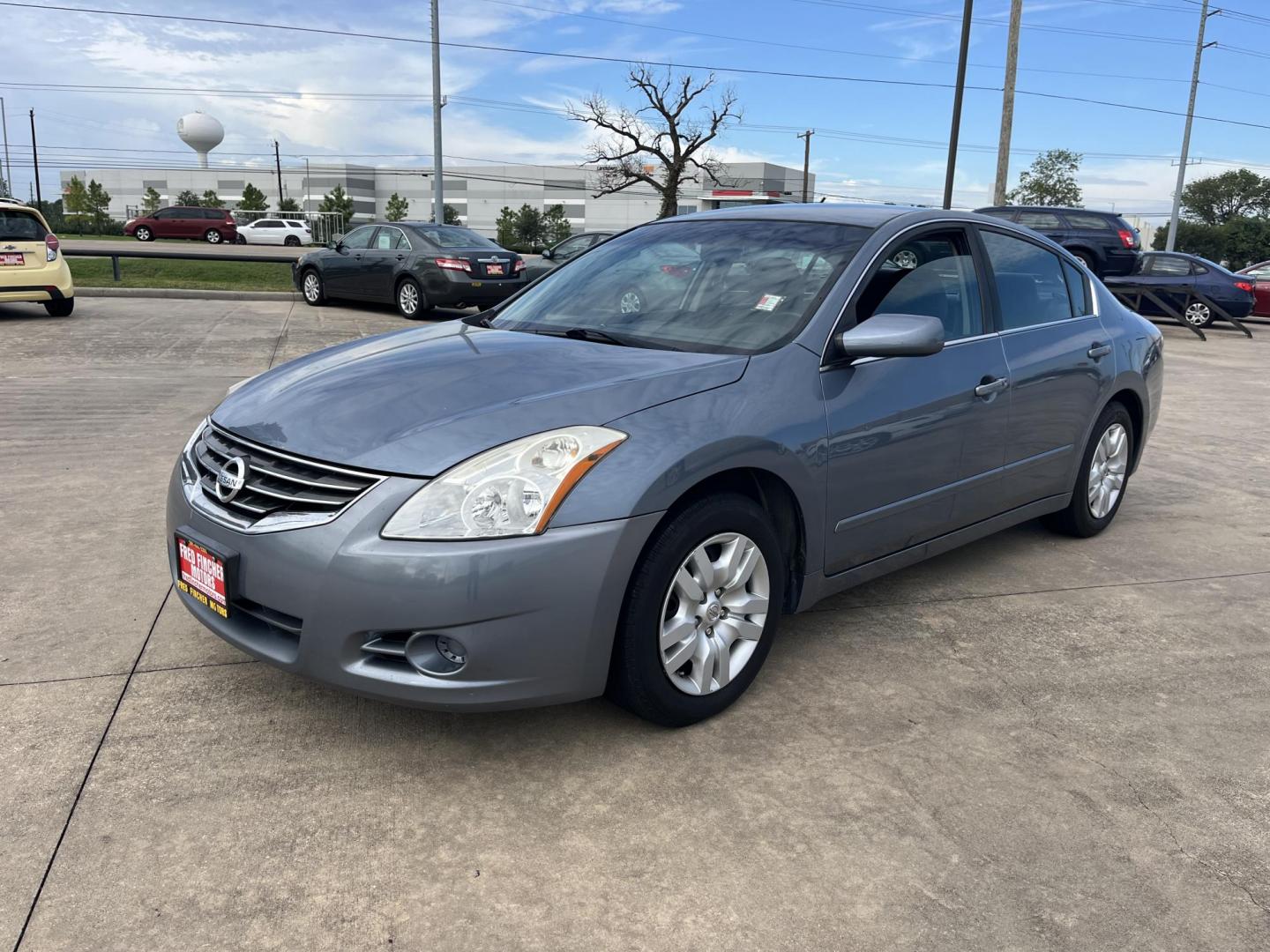 2011 Nissan Altima 2.5 S (1N4AL2AP9BN) with an 2.5L L4 DOHC 16V engine, AUTOMATIC transmission, located at 14700 Tomball Parkway 249, Houston, TX, 77086, (281) 444-2200, 29.928619, -95.504074 - Photo#3