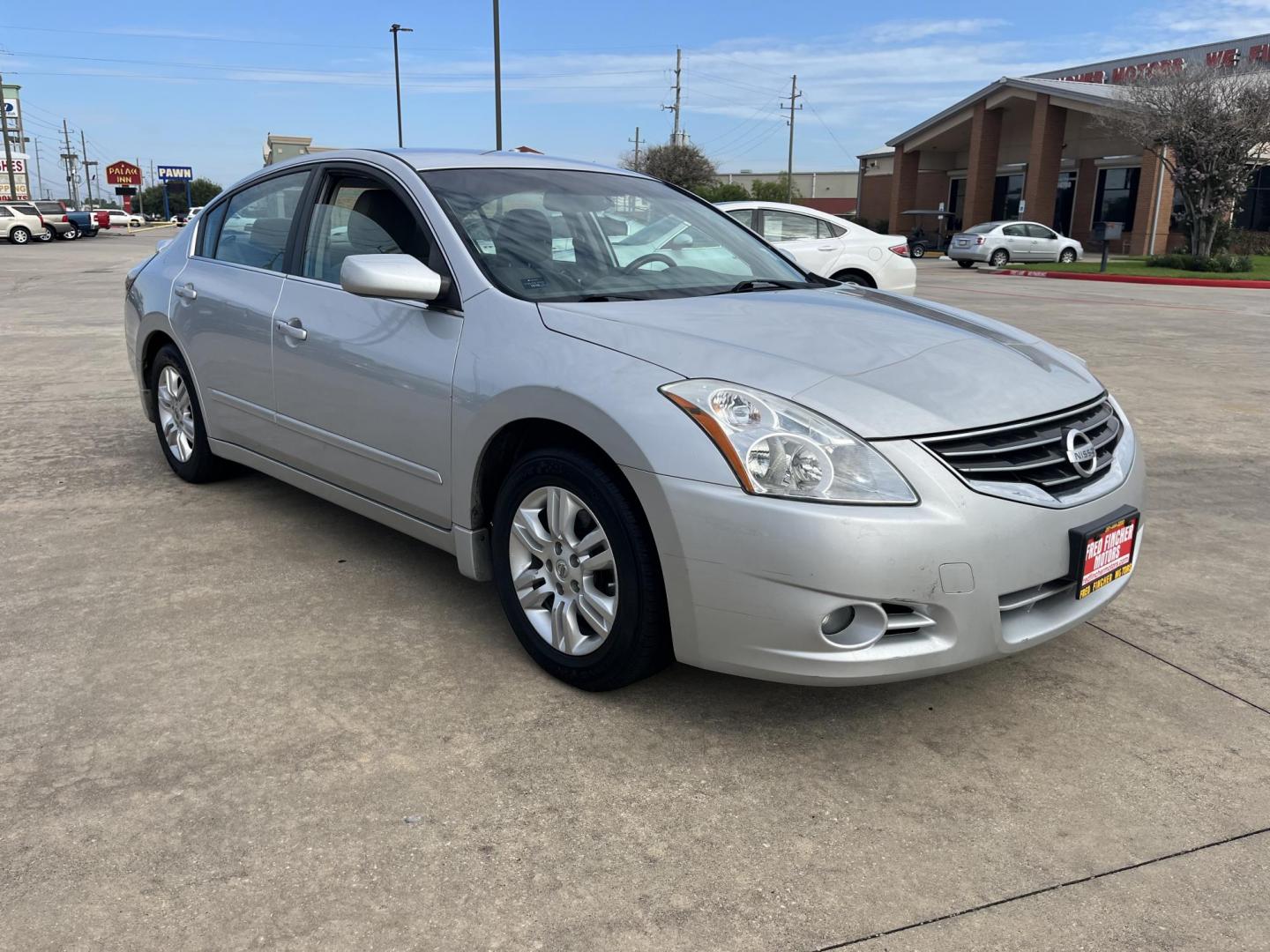 2012 Nissan Altima 2.5 S (1N4AL2AP8CC) with an 2.5L L4 DOHC 16V engine, AUTOMATIC transmission, located at 14700 Tomball Parkway 249, Houston, TX, 77086, (281) 444-2200, 29.928619, -95.504074 - Photo#0