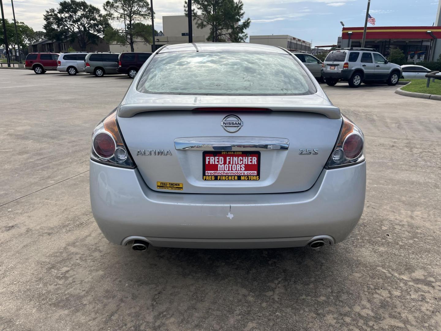 2012 Nissan Altima 2.5 S (1N4AL2AP8CC) with an 2.5L L4 DOHC 16V engine, AUTOMATIC transmission, located at 14700 Tomball Parkway 249, Houston, TX, 77086, (281) 444-2200, 29.928619, -95.504074 - Photo#6