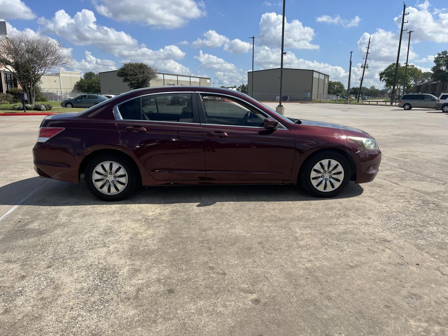 2009 Honda Accord LX Sedan AT (1HGCP26319A) with an 2.4L L4 DOHC 16V engine, 5-Speed Automatic Overdrive transmission, located at 14700 Tomball Parkway 249, Houston, TX, 77086, (281) 444-2200, 29.928619, -95.504074 - Photo#7