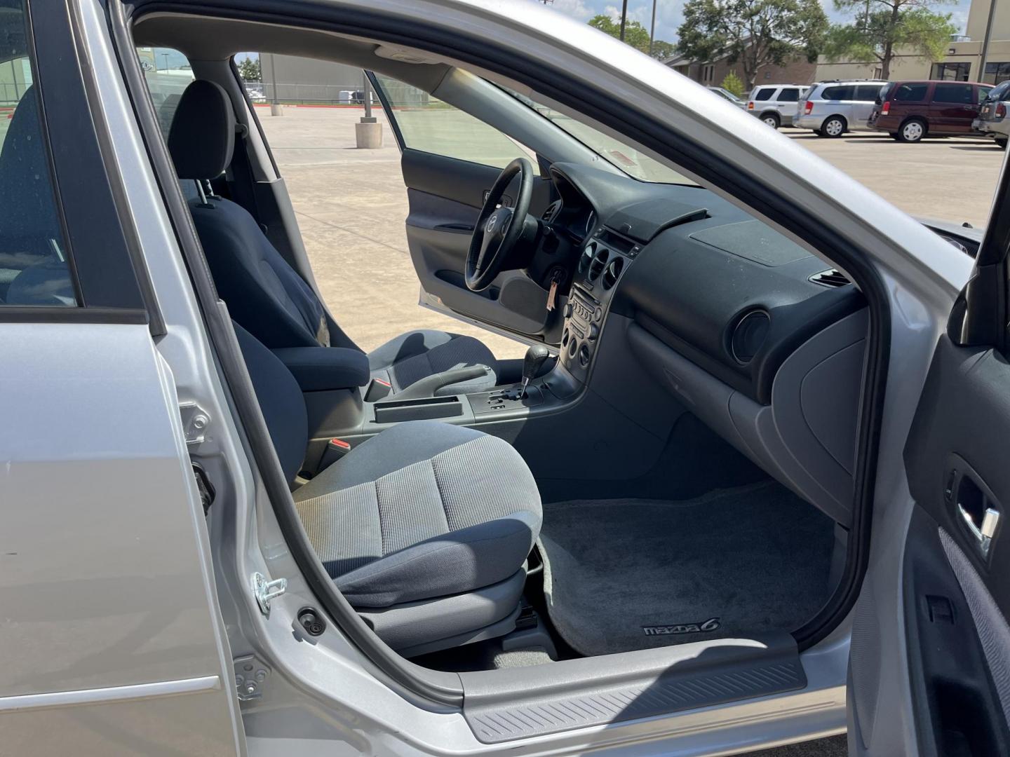 2004 Mazda MAZDA6 i (1YVFP80C845) with an 2.3L L4 DOHC 16V engine, 5-Speed Automatic Overdrive transmission, located at 14700 Tomball Parkway 249, Houston, TX, 77086, (281) 444-2200, 29.928619, -95.504074 - Photo#10