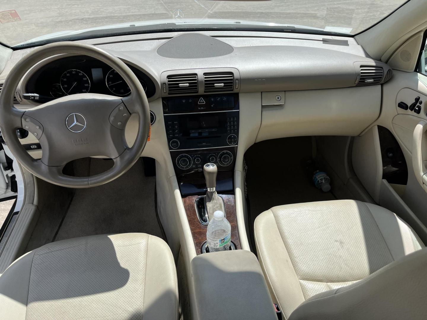 2005 white /TAN Mercedes-Benz C-Class C320 Sport Sedan (WDBRF64J05F) with an 3.2L V6 SOHC 18V engine, 5-Speed Automatic Overdrive transmission, located at 14700 Tomball Parkway 249, Houston, TX, 77086, (281) 444-2200, 29.928619, -95.504074 - Photo#10