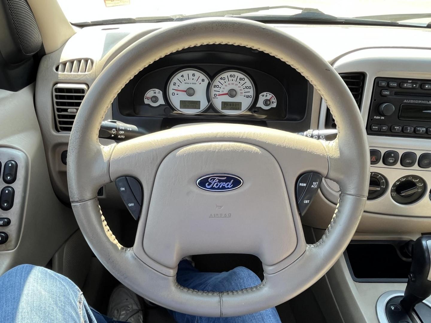 2007 Black /TAN Ford Escape XLT 4WD (1FMCU93137K) with an 3.0L V6 DOHC 24V engine, 4-Speed Automatic Overdrive transmission, located at 14700 Tomball Parkway 249, Houston, TX, 77086, (281) 444-2200, 29.928619, -95.504074 - Photo#16