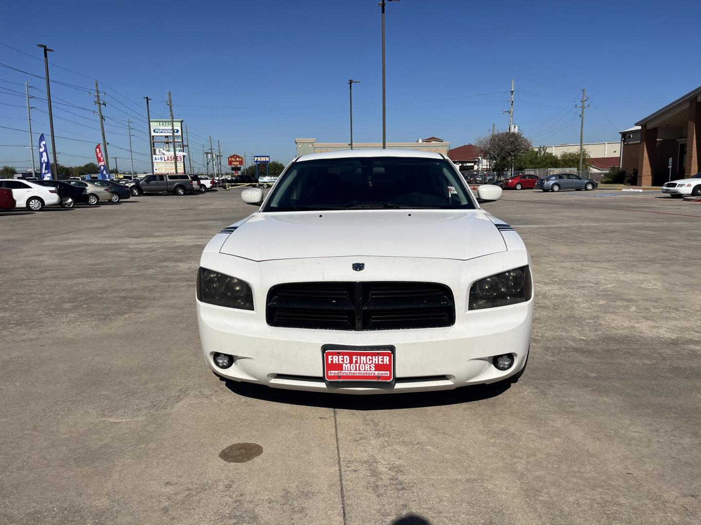 2008 white /black Dodge Charger R/T (2B3KA53H78H) with an 5.7L V8 OHV 16V engine, 5-Speed Automatic Overdrive transmission, located at 14700 Tomball Parkway 249, Houston, TX, 77086, (281) 444-2200, 29.928619, -95.504074 - Photo#1