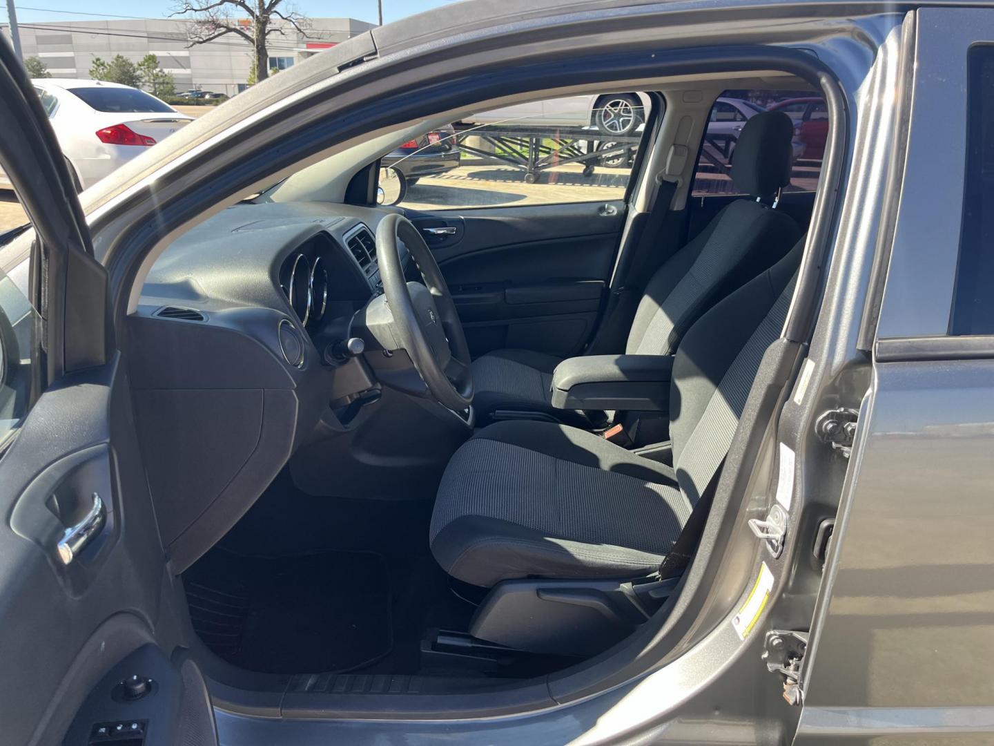 2011 GRAY /black Dodge Caliber Mainstreet (1B3CB3HA0BD) with an 2.0L L4 DOHC 16V engine, Continuously Variable Transmission transmission, located at 14700 Tomball Parkway 249, Houston, TX, 77086, (281) 444-2200, 29.928619, -95.504074 - Photo#7