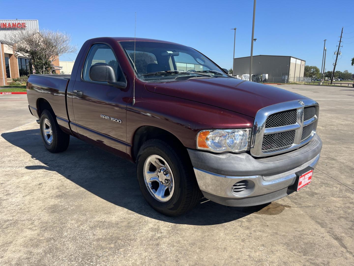 2002 maroom /black Dodge Ram 1500 SLT Long Bed 2WD (1D7HA16K52J) with an 3.7L V6 SOHC 12V engine, Automatic Overdrive transmission, located at 14700 Tomball Parkway 249, Houston, TX, 77086, (281) 444-2200, 29.928619, -95.504074 - Photo#0