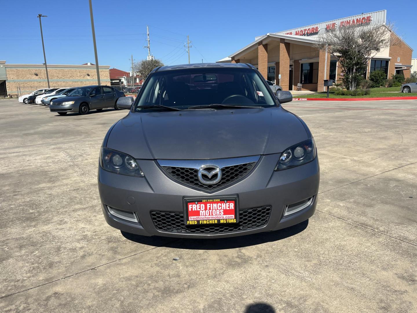 2007 GRAY /black Mazda MAZDA3 i Sport 4-Door (JM1BK12F171) with an 2.0L L4 DOHC 16V engine, Automatic Overdrive transmission, located at 14700 Tomball Parkway 249, Houston, TX, 77086, (281) 444-2200, 29.928619, -95.504074 - Photo#1