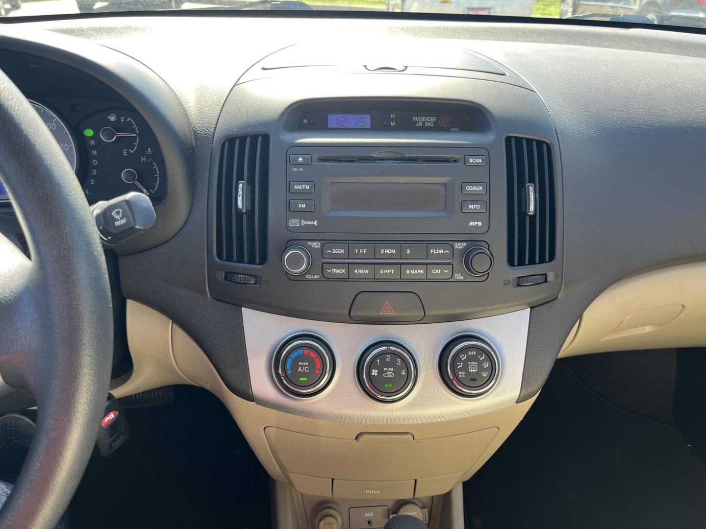 2008 red /black Hyundai Elantra GLS (KMHDU46D98U) with an 2.0L L4 DOHC 16V engine, Automatic Overdrive transmission, located at 14700 Tomball Parkway 249, Houston, TX, 77086, (281) 444-2200, 29.928619, -95.504074 - Photo#14