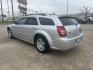 2005 silver /gray Dodge Magnum SXT (2D4FV48V75H) with an 3.5L V6 SOHC 24V engine, 4-Speed Automatic Overdrive transmission, located at 14700 Tomball Parkway 249, Houston, TX, 77086, (281) 444-2200, 29.928619, -95.504074 - Photo#7