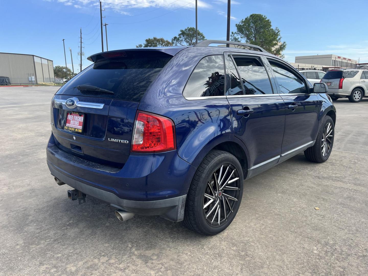 2011 blue Ford Edge Limited FWD (2FMDK3KC9BB) with an 3.5L V6 DOHC 24V engine, 6-Speed Automatic transmission, located at 14700 Tomball Parkway 249, Houston, TX, 77086, (281) 444-2200, 29.928619, -95.504074 - Photo#6