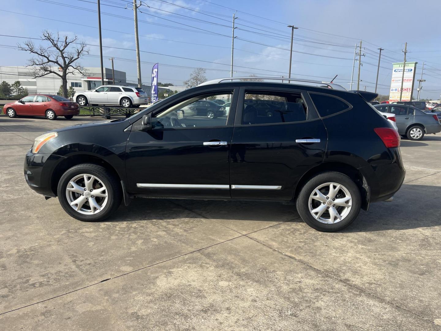 2011 black /black Nissan Rogue S 2WD (JN8AS5MT7BW) with an 2.5L L4 DOHC 16V engine, CVT transmission, located at 14700 Tomball Parkway 249, Houston, TX, 77086, (281) 444-2200, 29.928619, -95.504074 - Photo#1