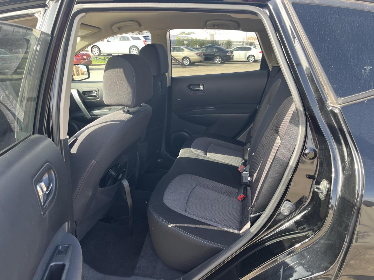 2011 black /black Nissan Rogue S 2WD (JN8AS5MT7BW) with an 2.5L L4 DOHC 16V engine, CVT transmission, located at 14700 Tomball Parkway 249, Houston, TX, 77086, (281) 444-2200, 29.928619, -95.504074 - Photo#7