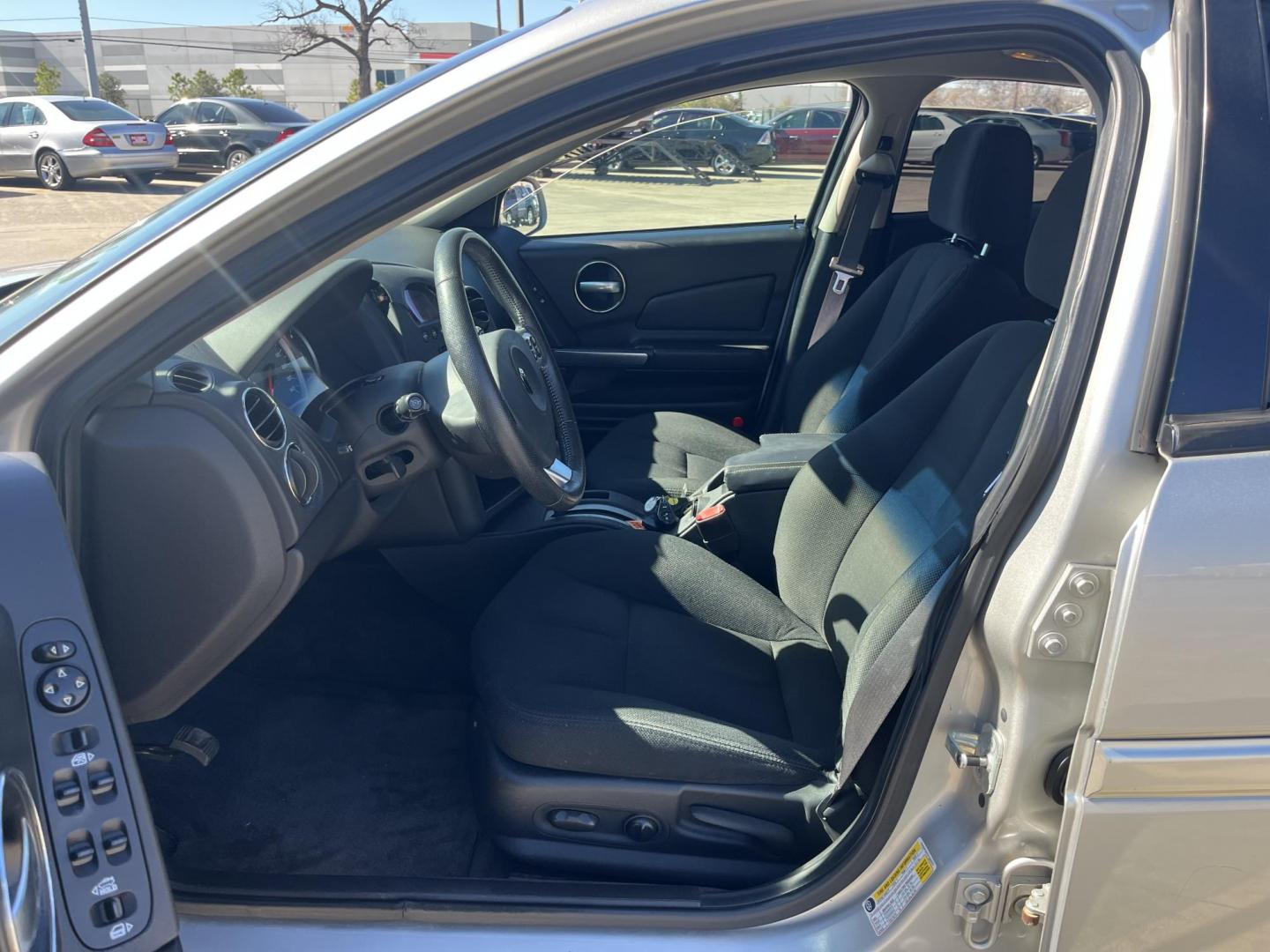 2006 SILVER /black Pontiac Grand Prix Base (2G2WP552761) with an 3.8L V6 OHV 12V engine, 4-Speed Automatic Overdrive transmission, located at 14700 Tomball Parkway 249, Houston, TX, 77086, (281) 444-2200, 29.928619, -95.504074 - Photo#6